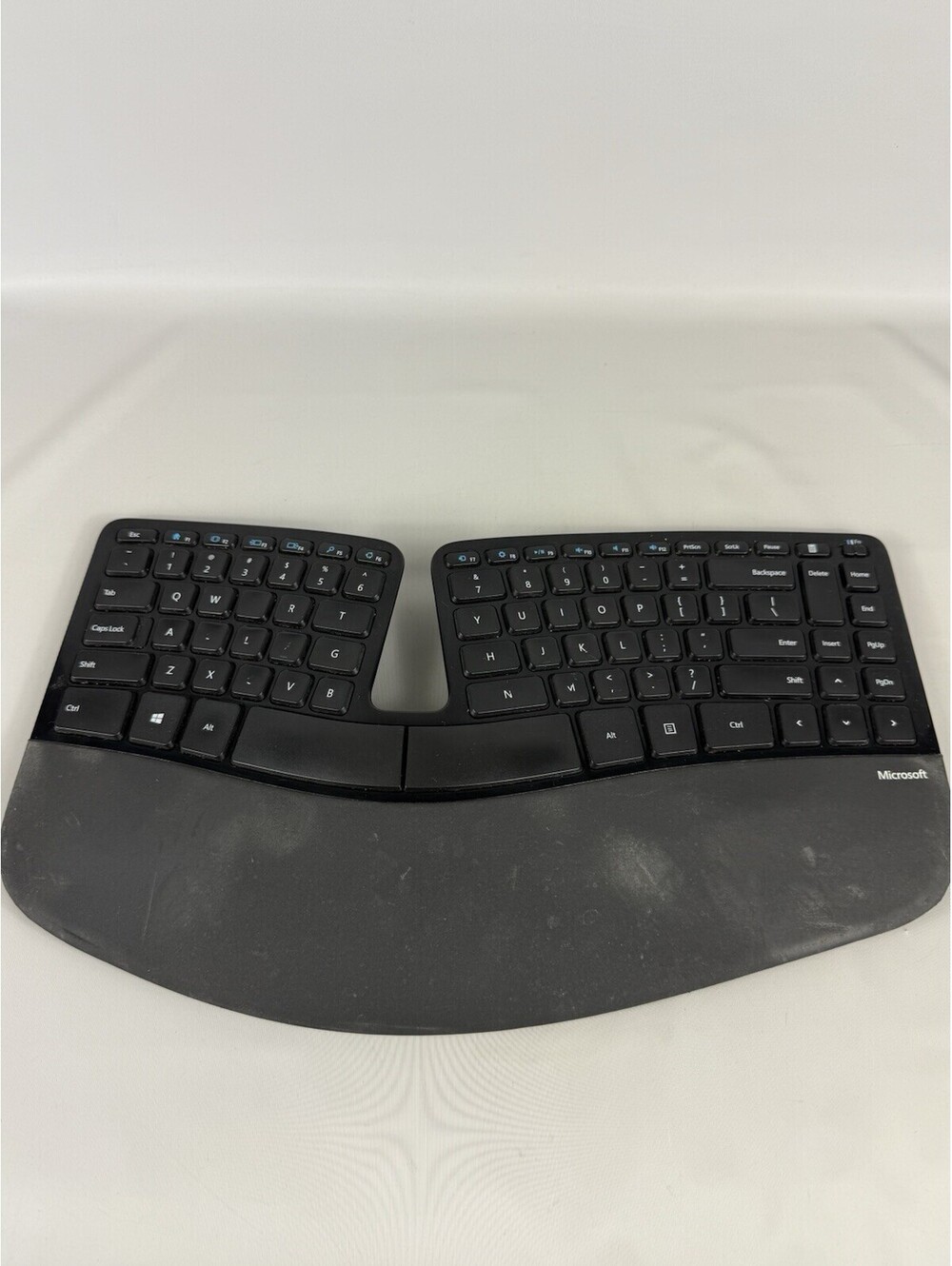 MICROSOFT SURFACE EDITION 1559 SCULPT ERGONOMIC WIRELESS PC KEYBOARD NO DONGLE